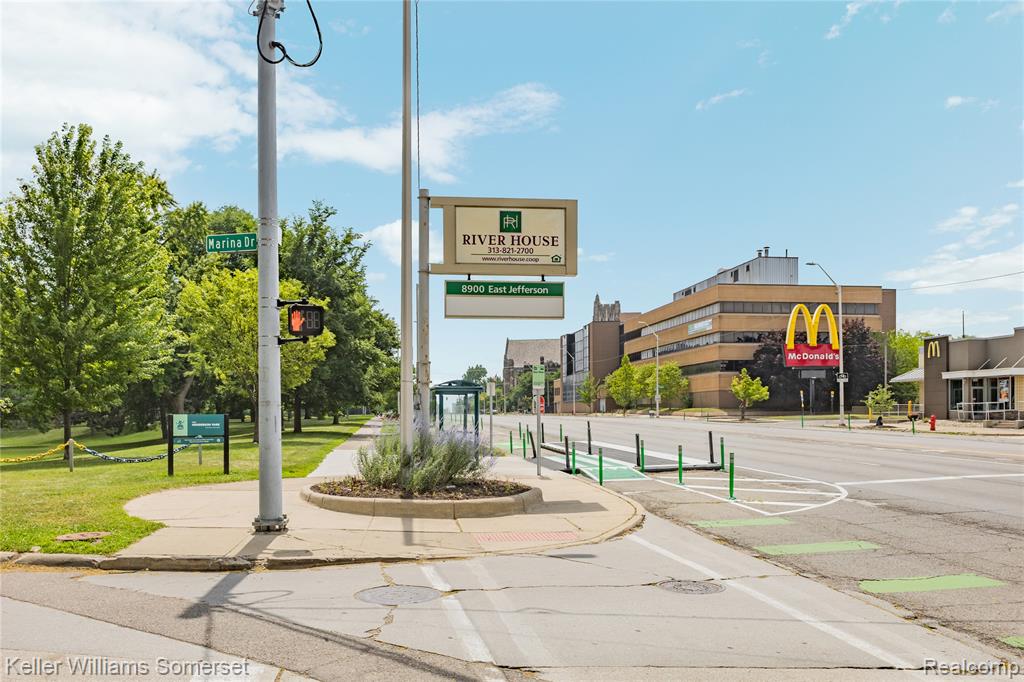 8900 Jefferson Avenue, 204, Detroit, MI 48214 — Photo 42