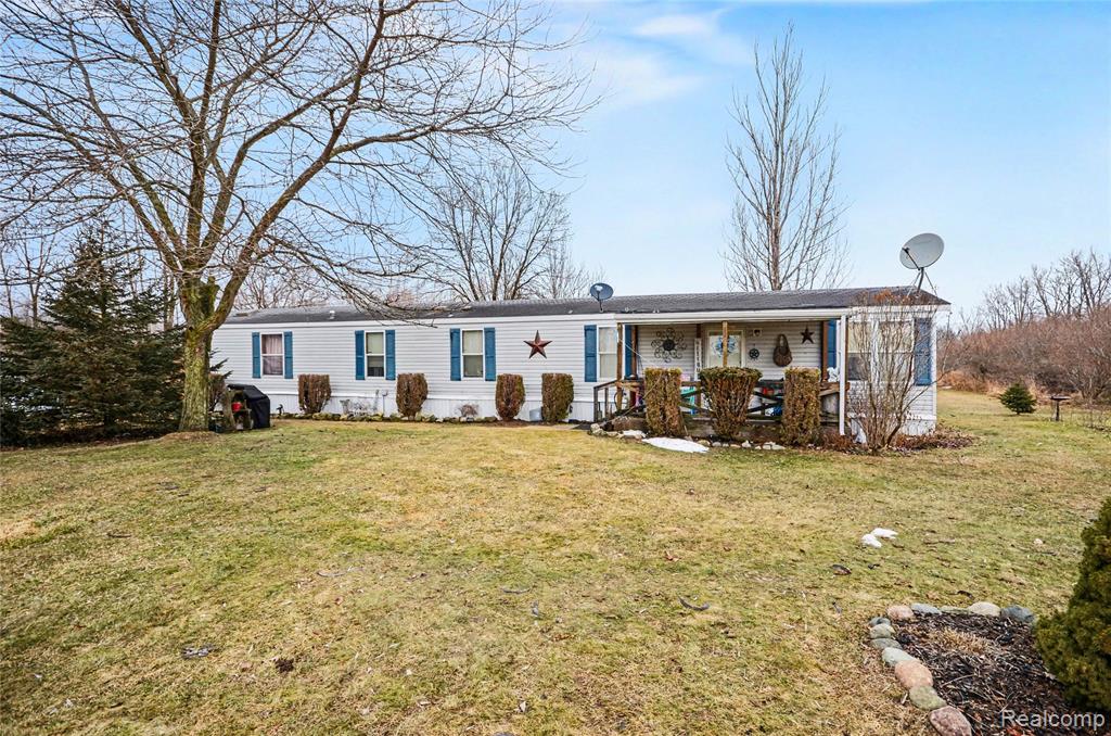 6435 Mayville Road, Clifford, MI 48727 — Photo 3