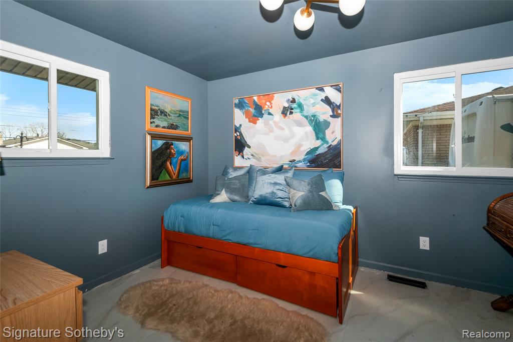 16615 Walcliff Drive, Clinton Twp, MI 48035 — Photo 10