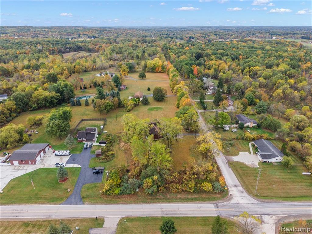 8021 Washburn Road, Goodrich Vlg, MI — Photo 66
