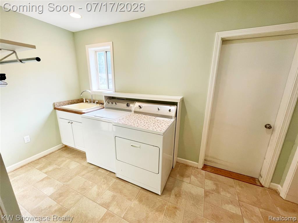 6391 Snow Apple Drive, Clarkston, MI — Photo 17