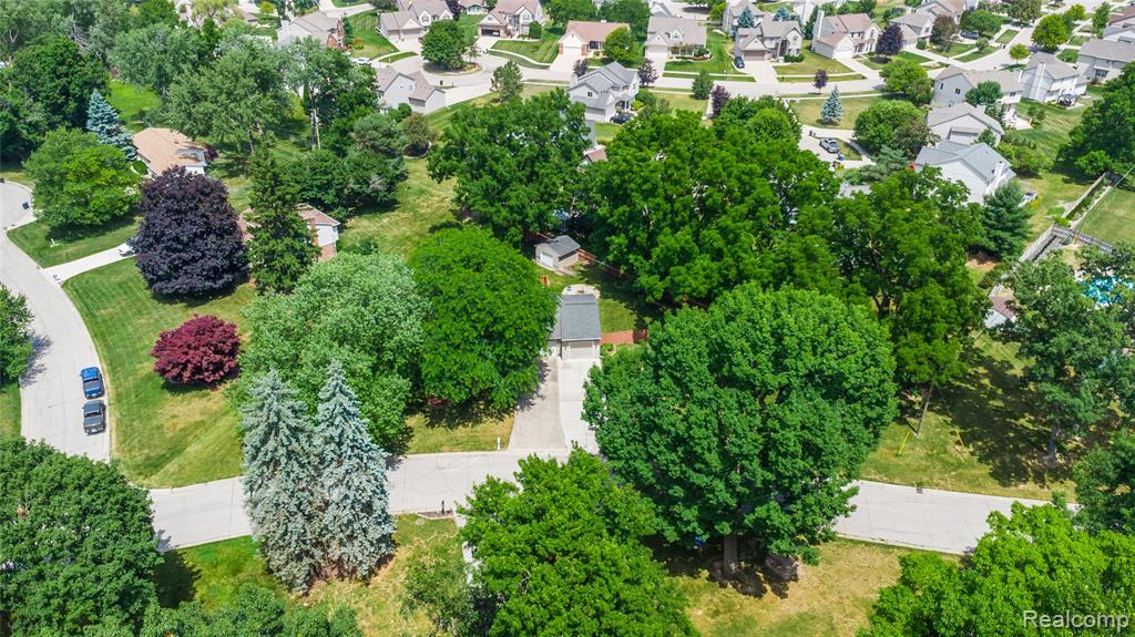 4191 Knollwood Drive, Grand Blanc, MI 48439 — Photo 31