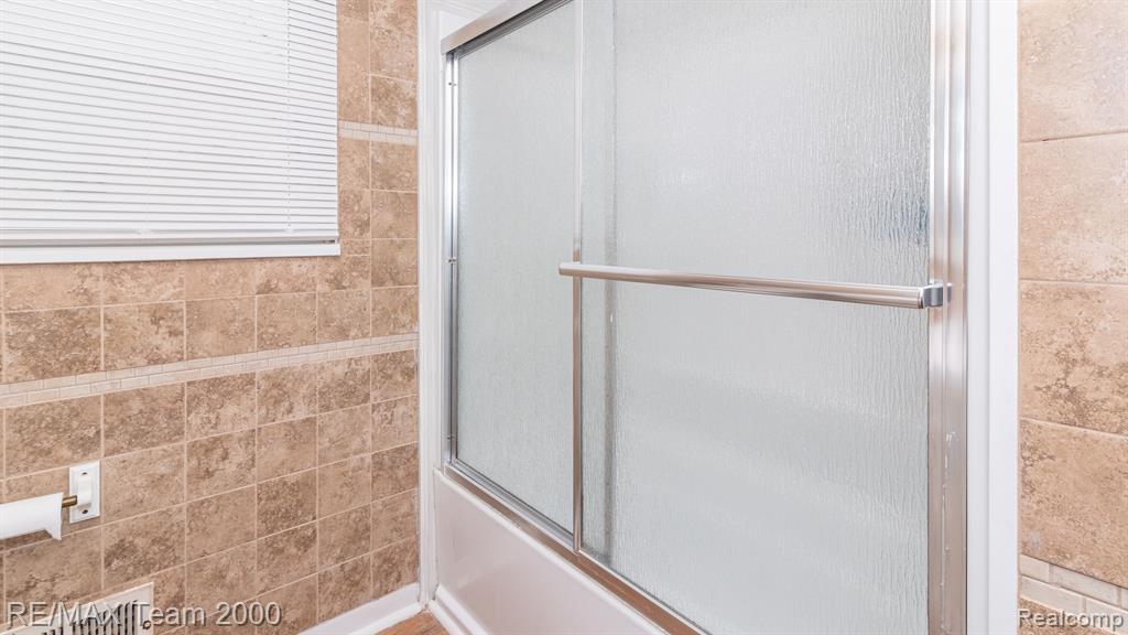 44820 JOY Road, Plymouth, MI 48170 — Photo 23