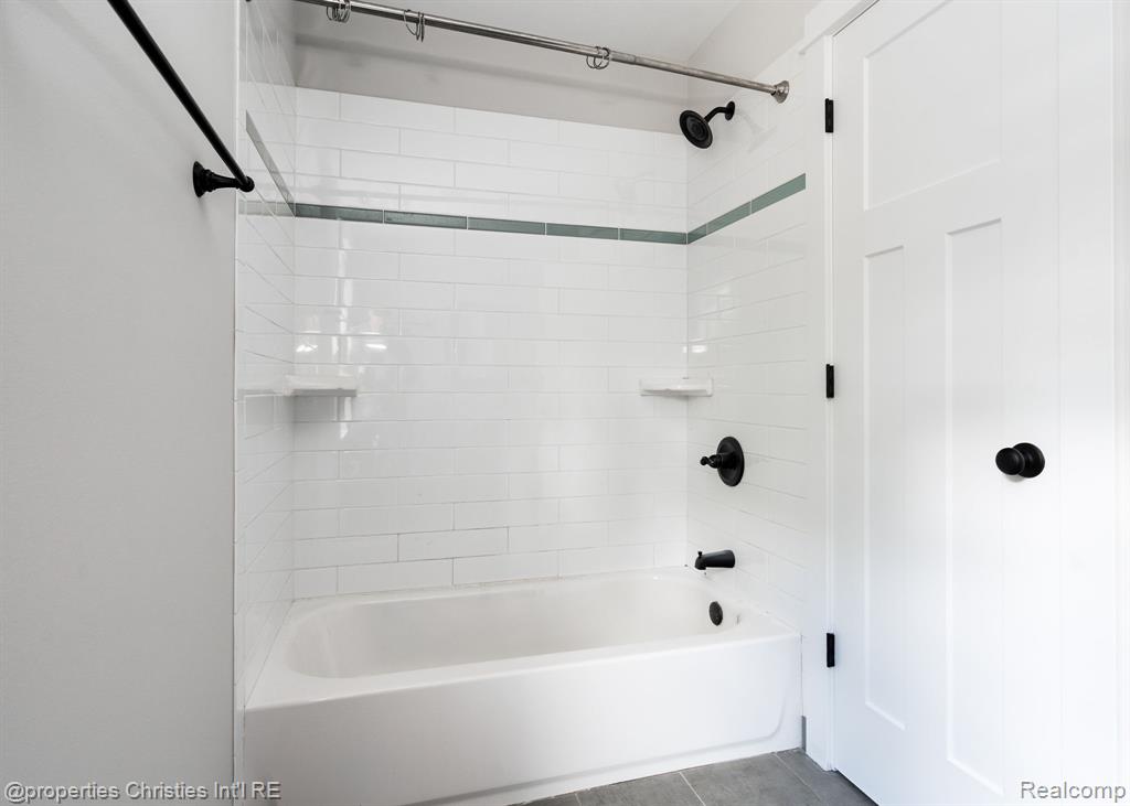 805 Forest Avenue, Royal Oak, MI 48067 — Photo 36