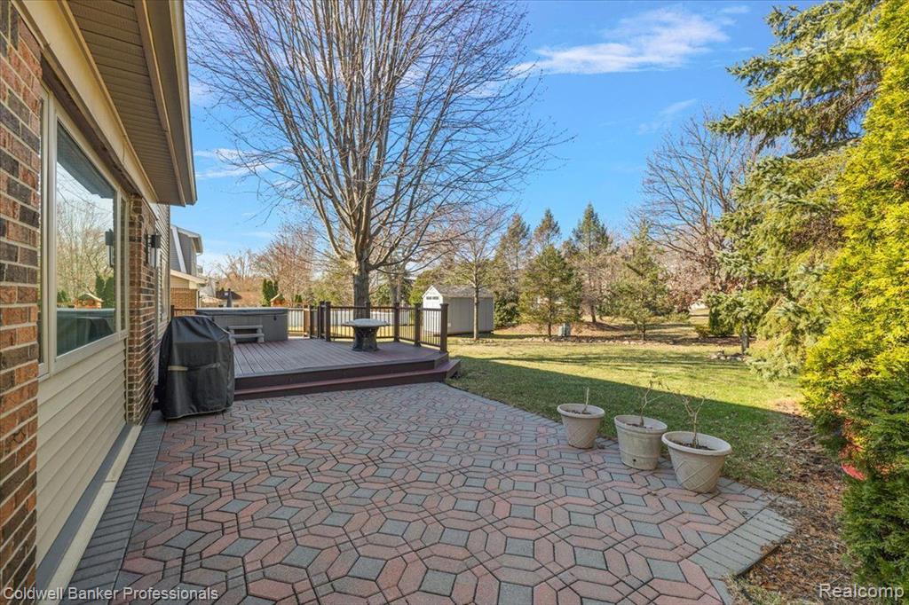 9485 BAYWOOD Drive, Plymouth, MI 48170 — Photo 5