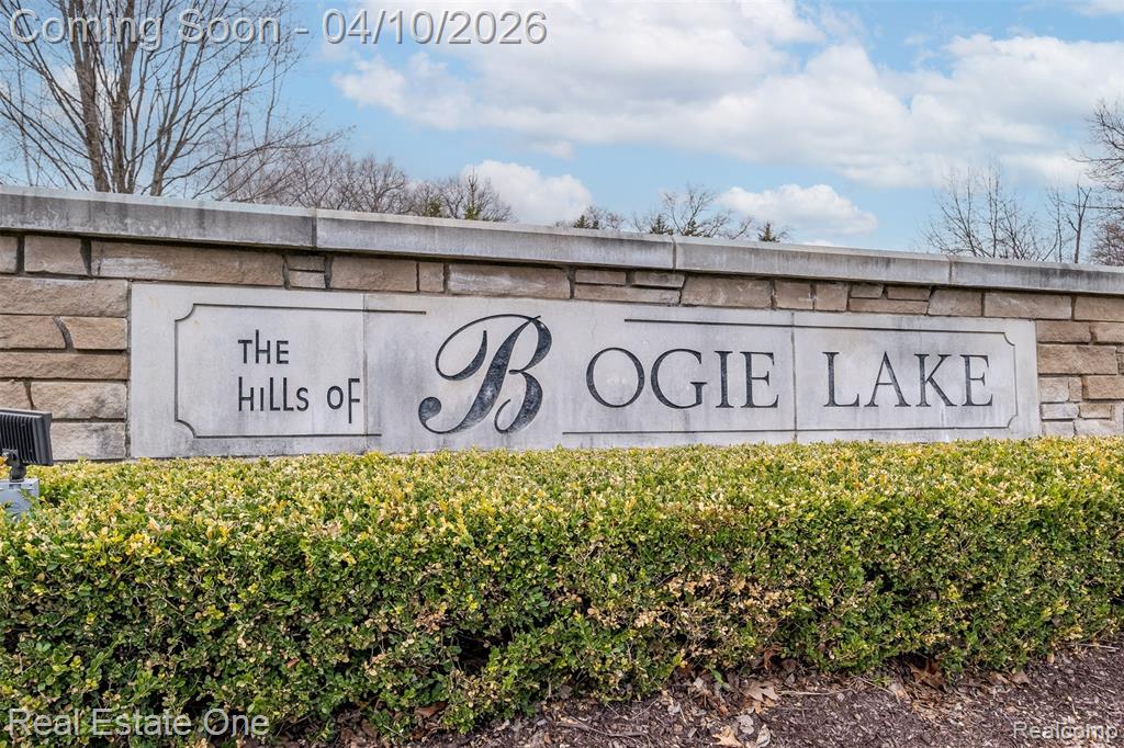 5947 Strawberry Circle, Commerce Twp, MI 48382 — Photo 77