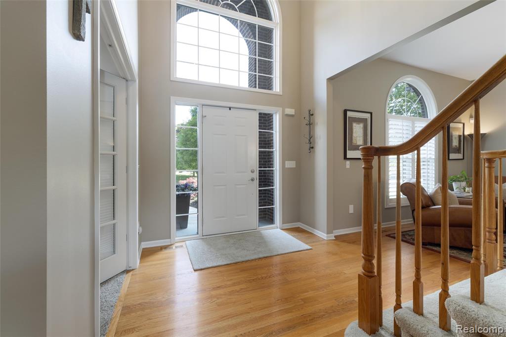 4617 Waterbury Drive, Clarkston, MI 48348 — Photo 3