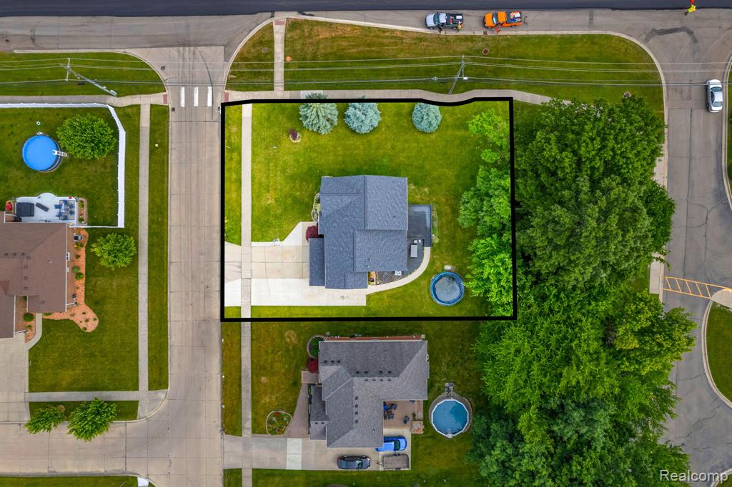 52424 Walnut Drive, Chesterfield, MI 48047 — Photo 40