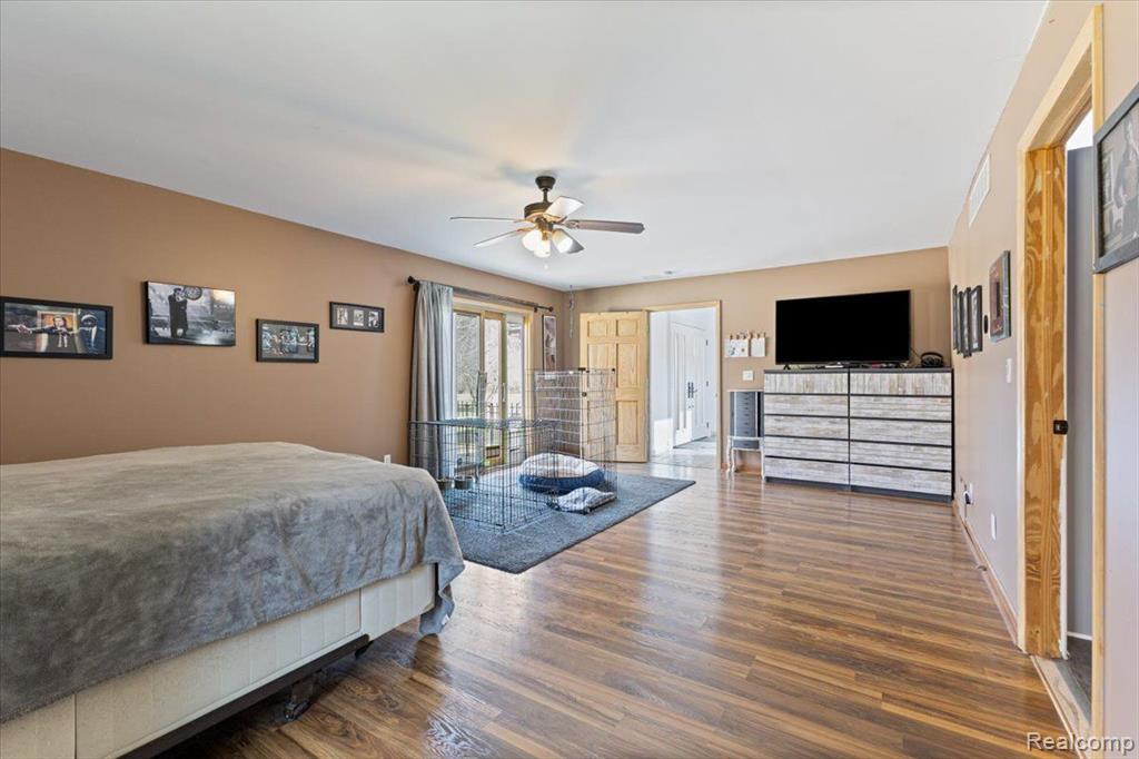572 CASEMER Road, Lake Orion, MI — Photo 42