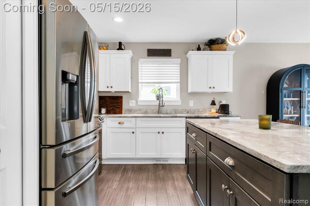 515 S Winding Drive, Waterford, MI 48328 — Photo 12