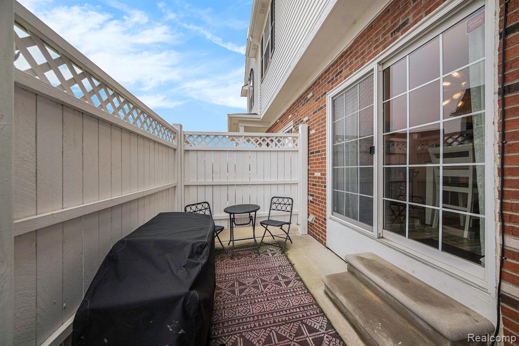 702 RIVERSEDGE Drive, 26, Saline, MI 48176 — Photo 20