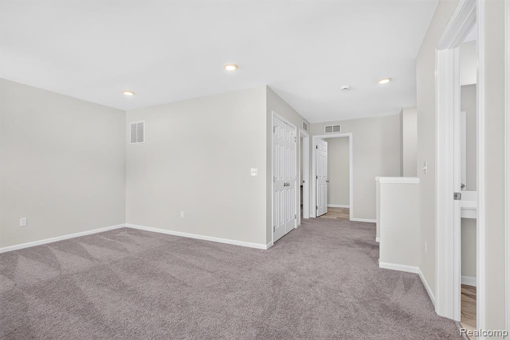 48430 Shagbark Lane, Belleville, MI 48111 — Photo 20