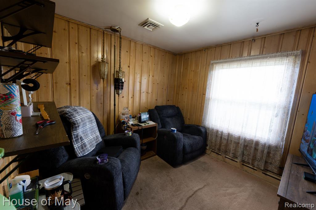 21240 Ridgedale Street, Oak Park, MI 48237 — Photo 11