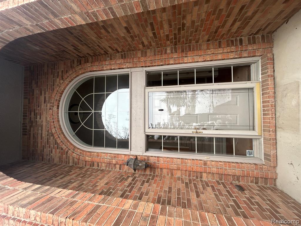 3904 KAELEAF Road, Lake Orion, MI — Photo 8