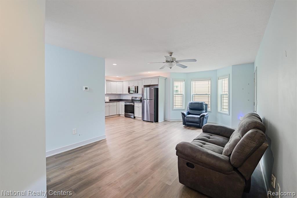 6263 Marywood Avenue, Lansing, MI 48911 — Photo 9