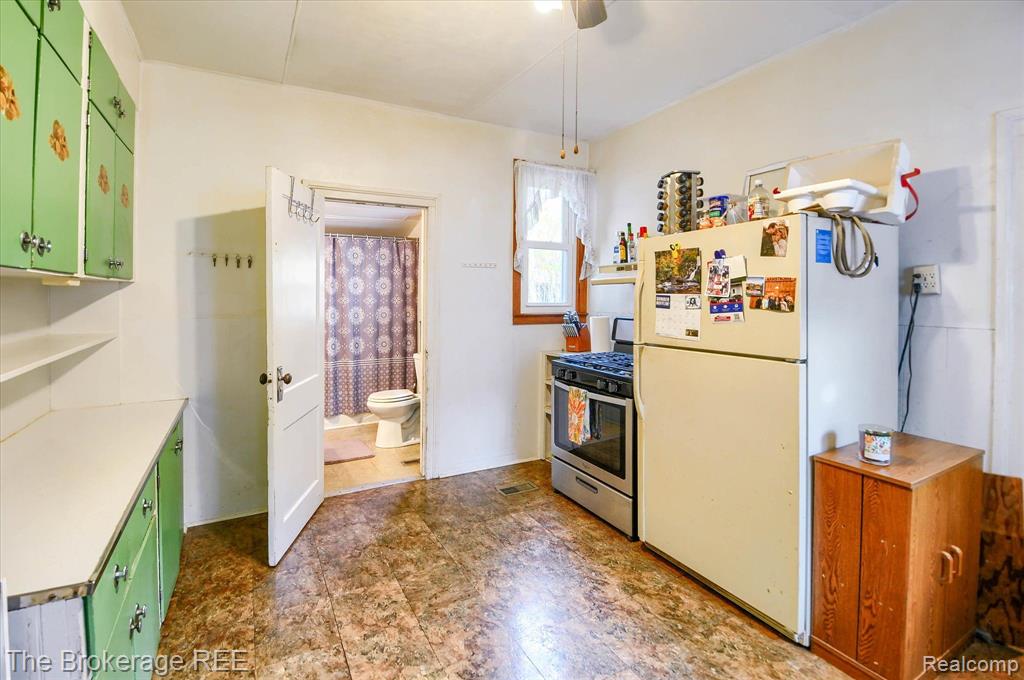 415 MILL Street, Flushing, MI 48433 — Photo 3