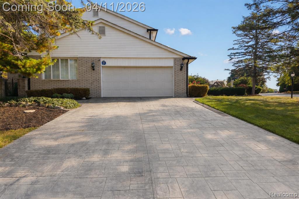 42881 Inverness Court, Northville, MI 48168 — Photo 5