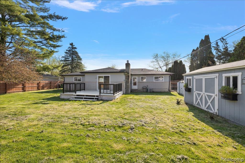 47349 Nita Drive, Utica, MI 48317 — Photo 35