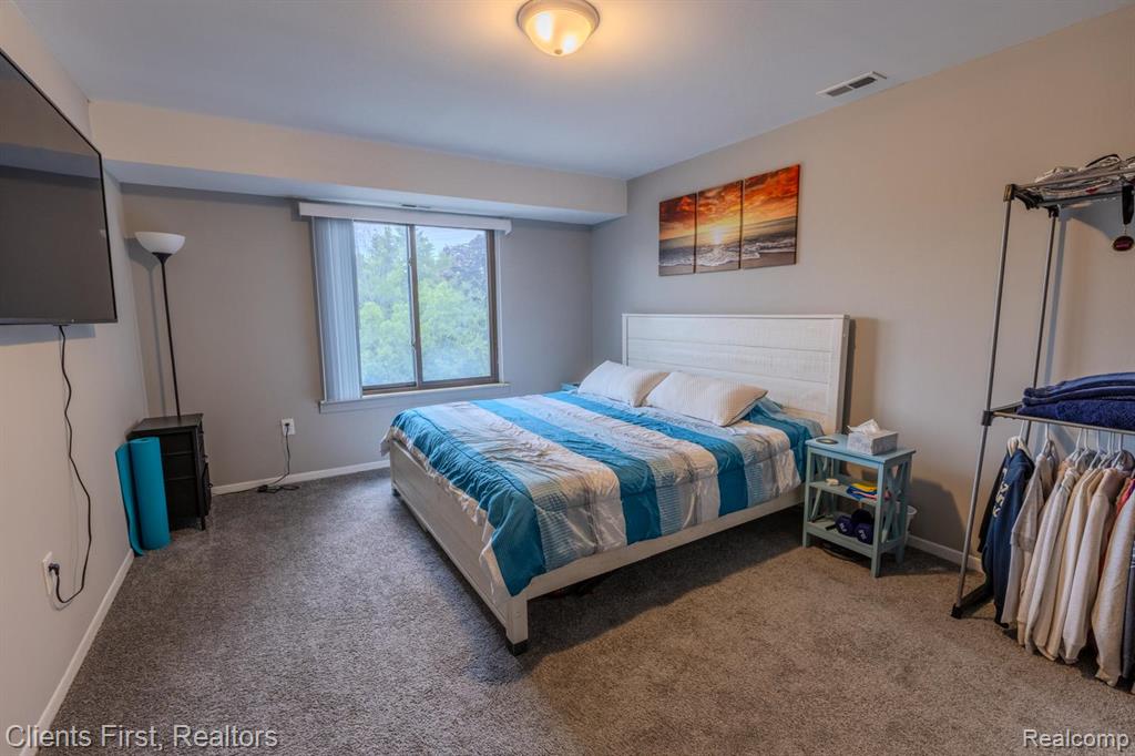 41512 Bedford Drive, Canton, MI 48187 — Photo 15