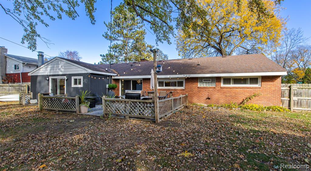 4083 Ledgestone Drive, Waterford, MI 48329 — Photo 41