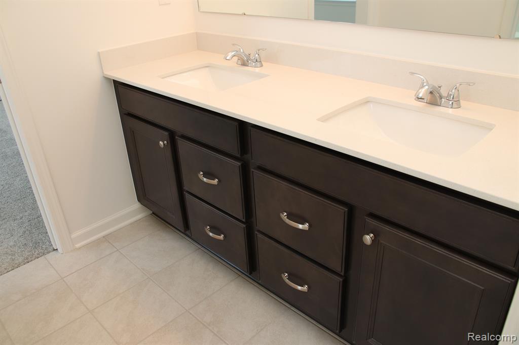 7296 Evergreen Trail, Almont, MI, 48003