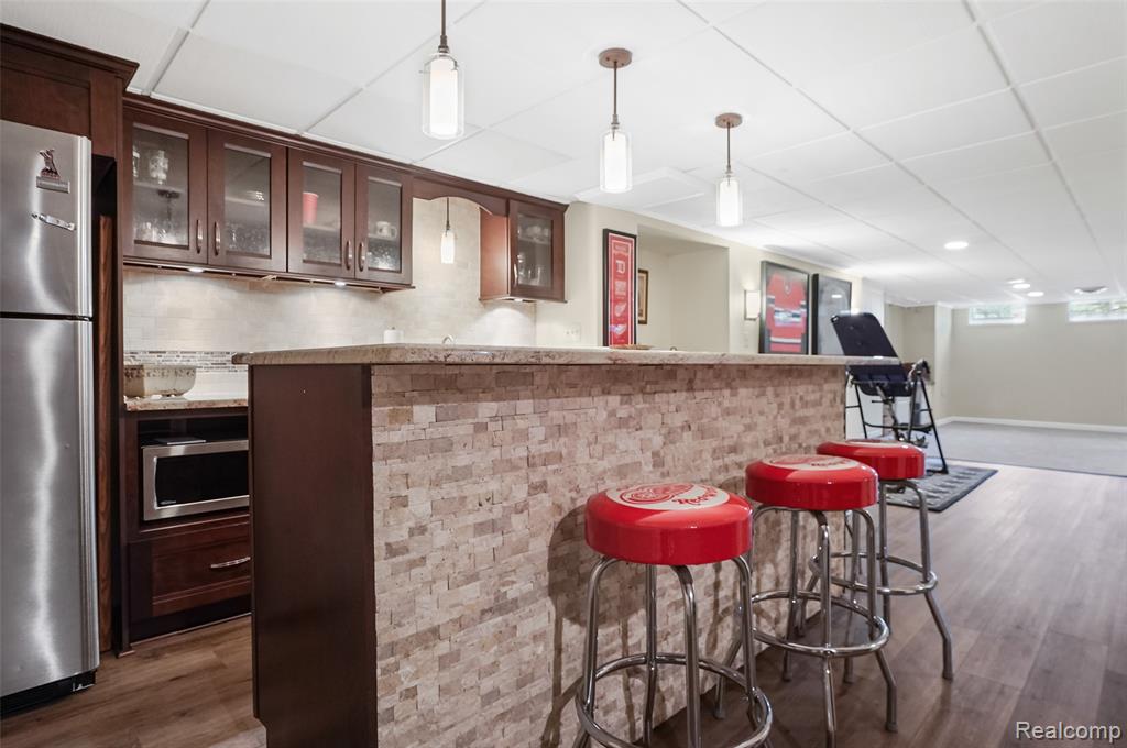 5693 Hunters Gate Drive, Troy, MI 48098 — Photo 38
