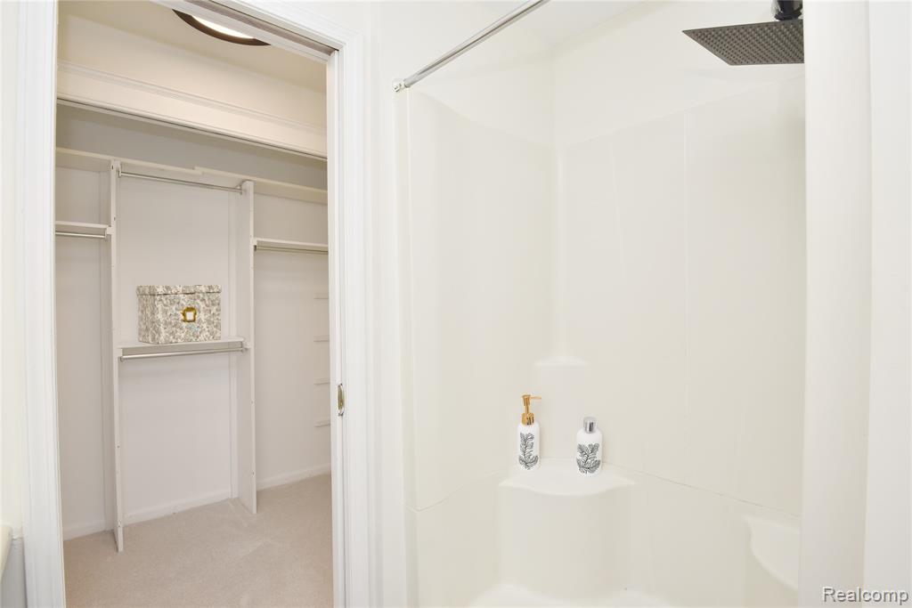 5596 Beauchamp Place, West Bloomfield, MI — Photo 18