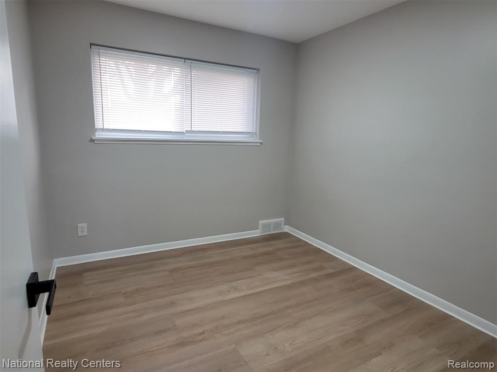 4661 Reader Drive, Warren, MI 48092 — Photo 14