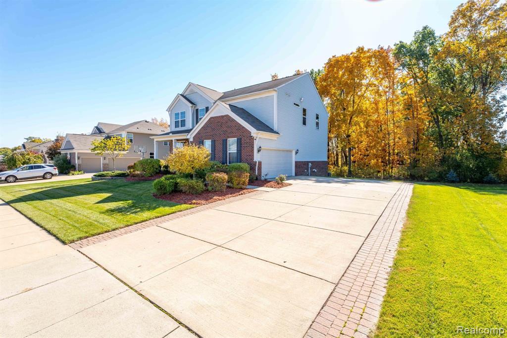 57757 Village Drive, New Hudson, MI 48165 — Photo 3