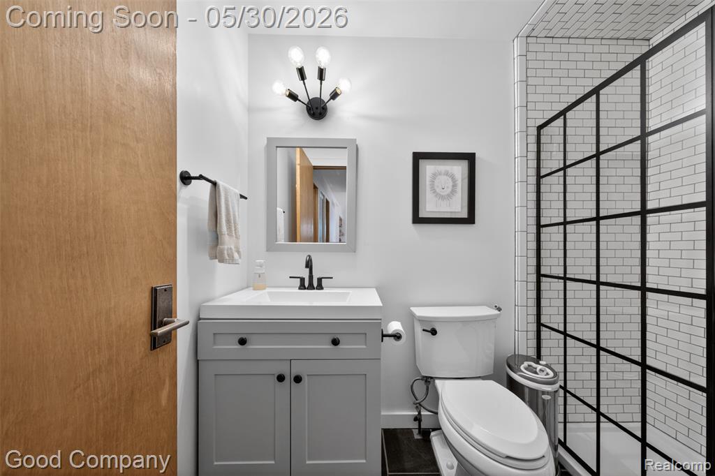 933 Gallaland Avenue, Rochester Hills, MI 48307 — Photo 22