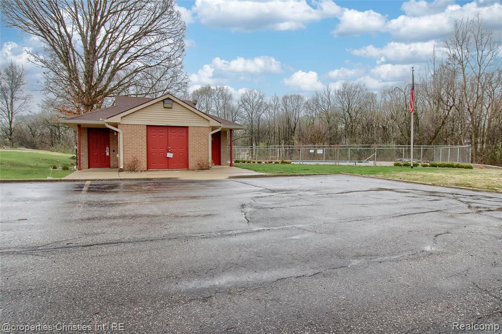 19586 Northridge Drive, Northville, MI 48167 — Photo 23