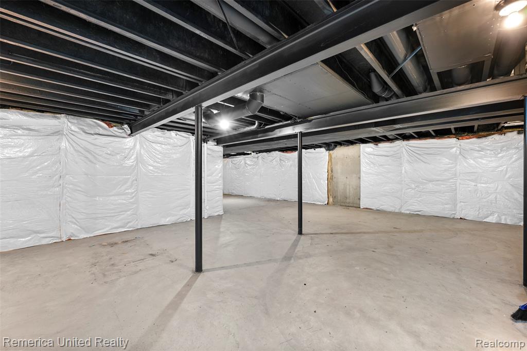 61964 Saddlecreek Drive, South Lyon, MI 48178 — Photo 53