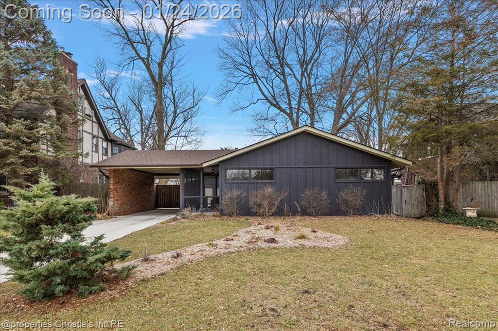 765 Barrington Road, Grosse Pointe, MI 48230 — Photo 2