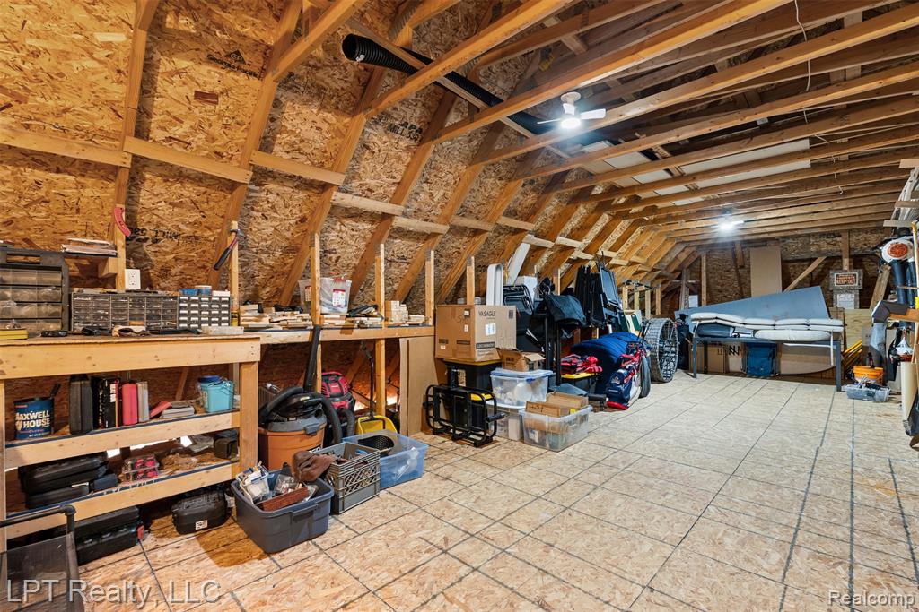 4525 Mapleton Drive, Howell, MI 48843 — Photo 42