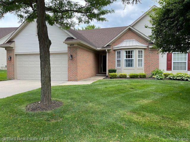 407 N OAK Drive, Walled Lake, MI 48390 — front exterior