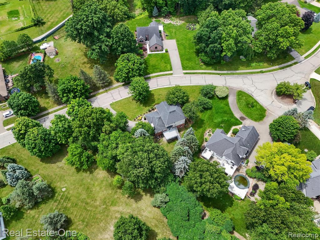 9610 Forest Ridge Drive, Clarkston, MI 48348 — Photo 70