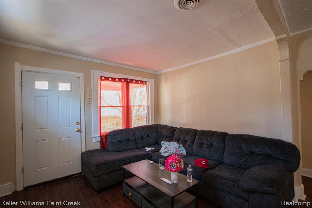 8284 Dodge Avenue, Warren, MI 48089 — Photo 3