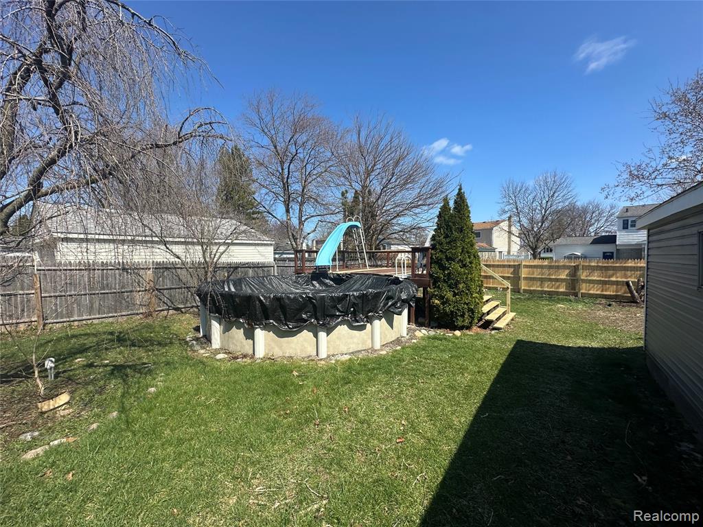 42768 Buckingham Drive, Sterling Heights, MI 48313 — Photo 14