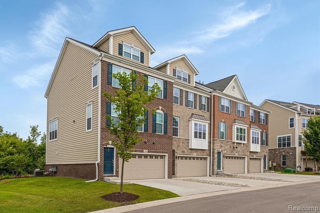 2846 RIDINGTON Road, Ann Arbor, MI 48105 — Photo 4