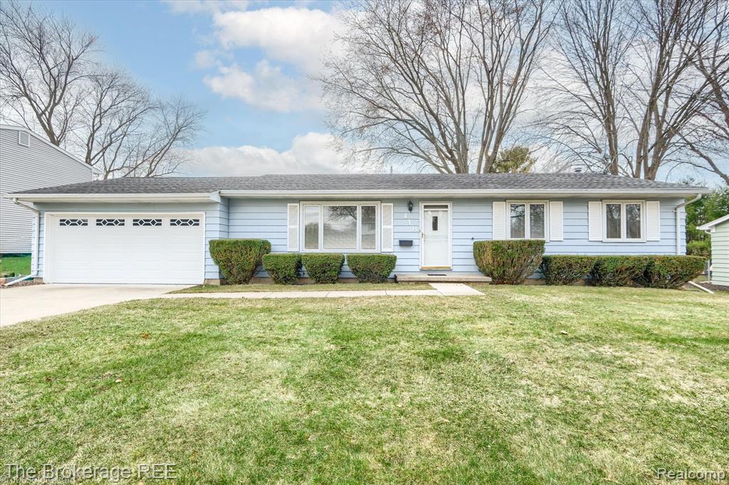418 Windmill Point Drive, Flushing, MI 48433 — Photo 2