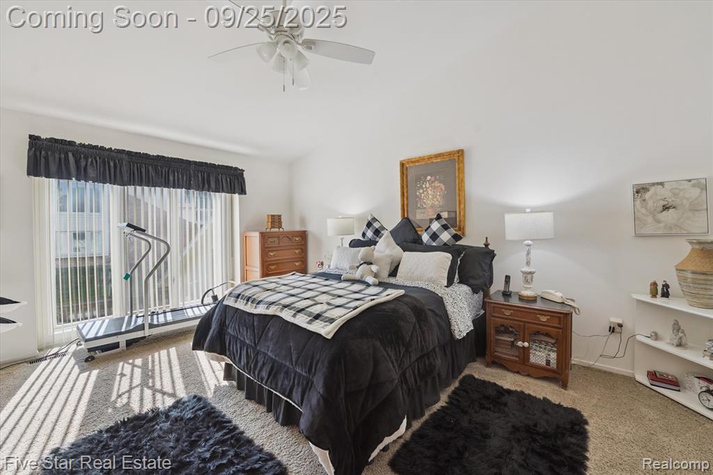 5611 Hillcrest Circle W, 50, West Bloomfield, MI — Photo 22