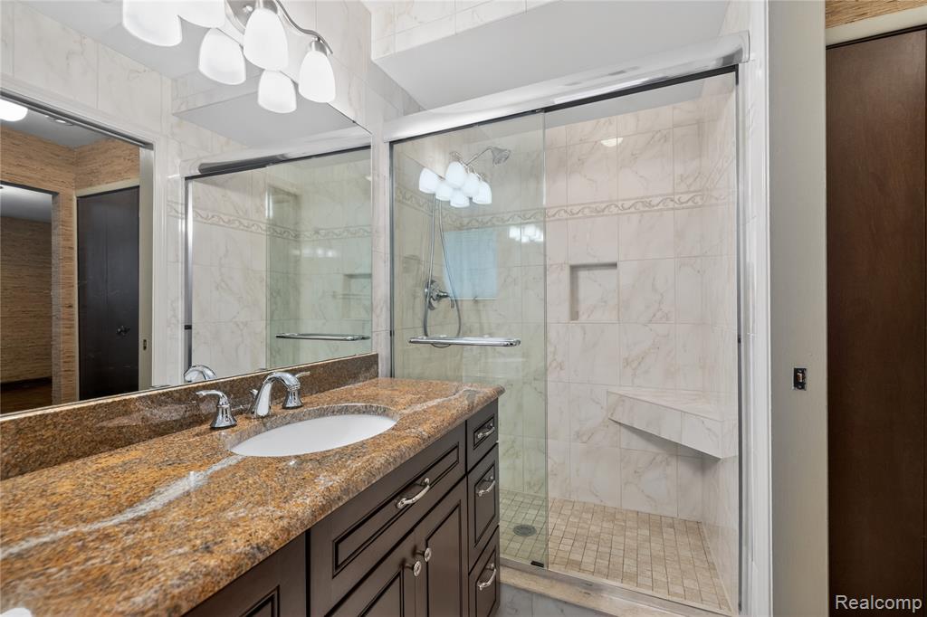 8236 Burning Bush Road, Grosse Ile, MI 48138 — Photo 21