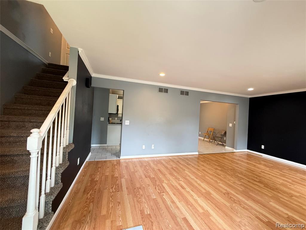 8334 McKinley, Center Line, MI 48015 — Photo 4