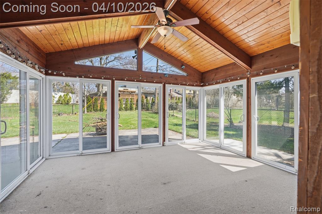 34164 Alta Loma Drive, Farmington, MI 48335 — Photo 15