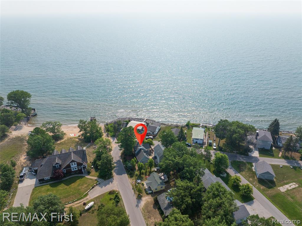 2076 North Street, East Tawas, MI 48730 — Photo 2