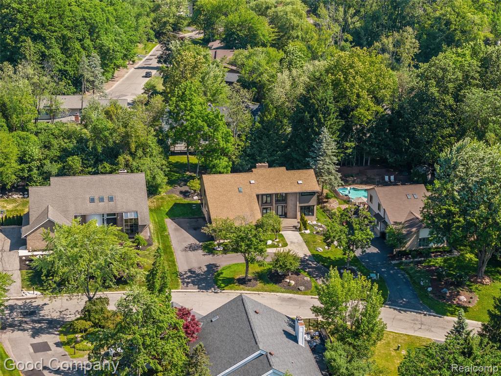 3176 Chambord Drive, West Bloomfield, MI 48323 — Photo 59