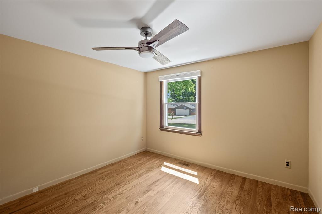 663 Lake Forest Road, Troy, MI 48309 — Photo 24