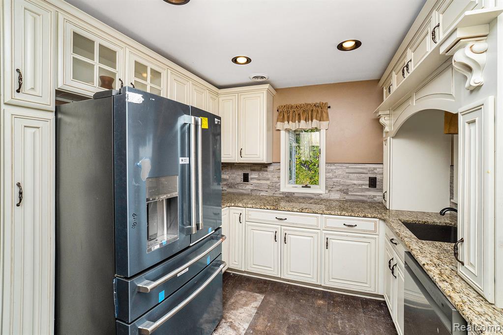 11295 E Lytle Road, Lennon Vlg, MI 48449 — Photo 8