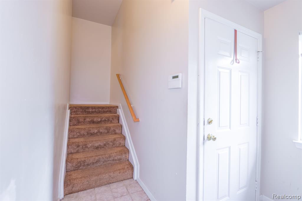 855 BRANDON Avenue, Pontiac, MI 48340 — Photo 21