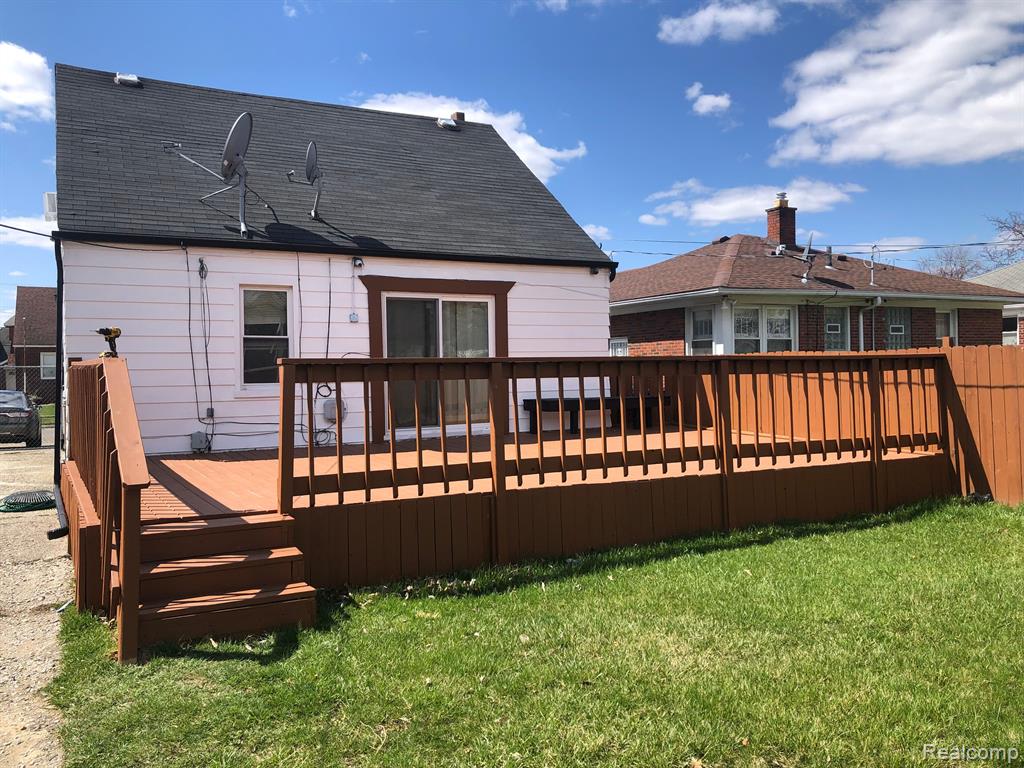 7270 HEYDEN Street, Detroit, MI 48228 — Photo 2